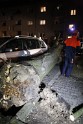 Sturm Baum auf PKW s Koeln Mauenheim A Gruenen Hof P06